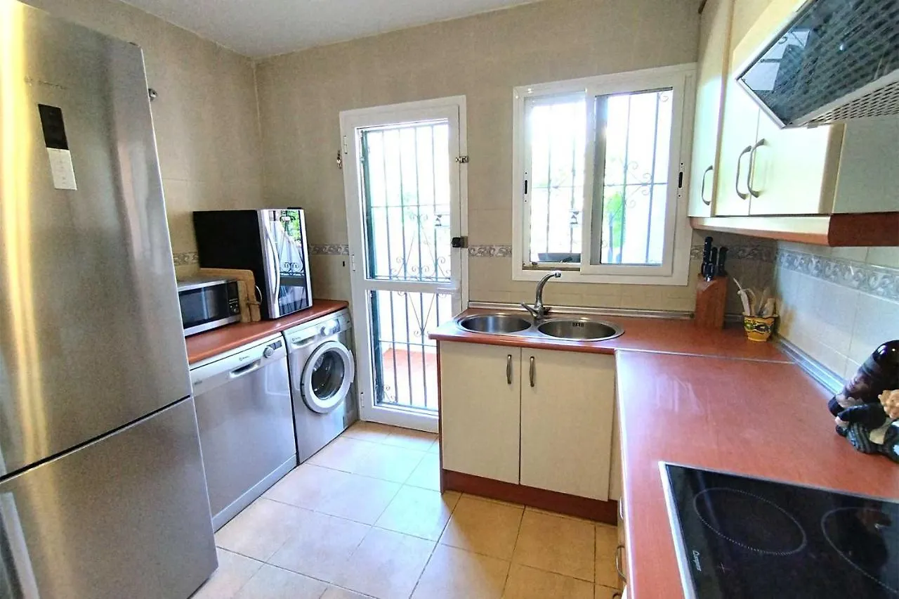 אסטפונה Casa Bermuda Beach