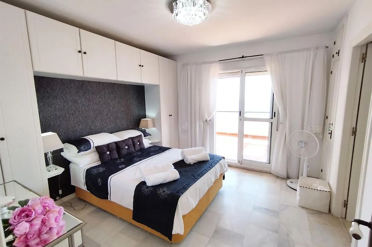 אסטפונה Casa Bermuda Beach בית נופש
